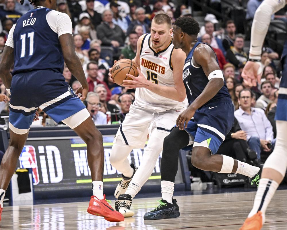 国王拥有探 国王拥有探